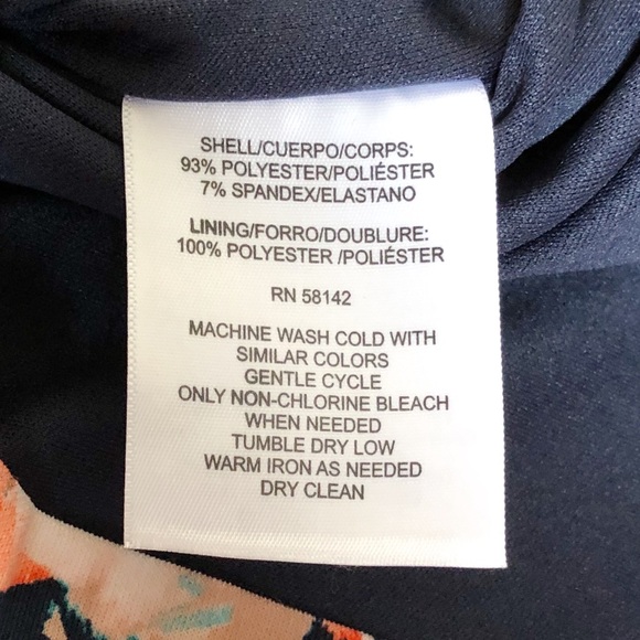 •SOLD• Maggy London Sleeveless Floral Dress - Picture 8 of 8